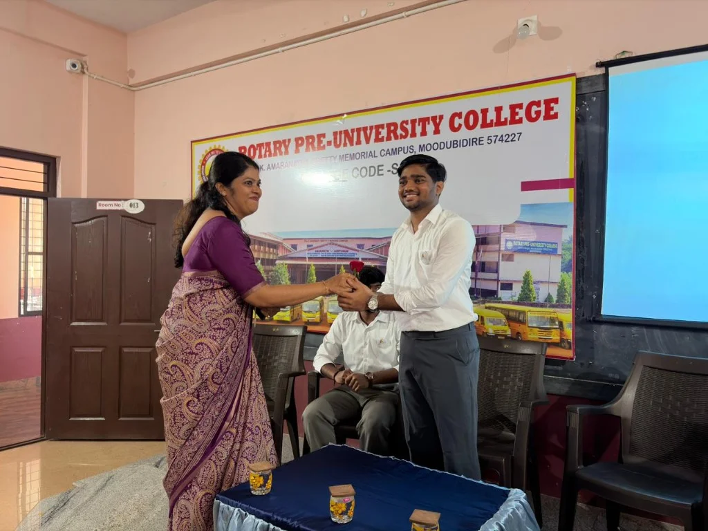 Rotary PU College Felicitation
